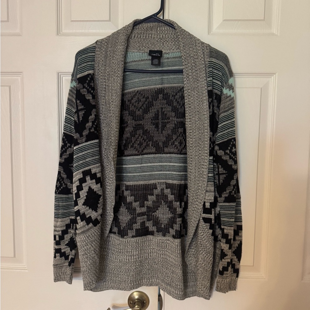 Rue21 Geometric Gray and Black Cardigan Sweater